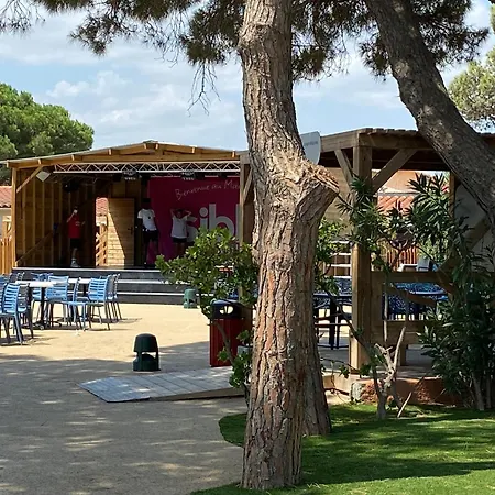 Mobil-home 1702 *